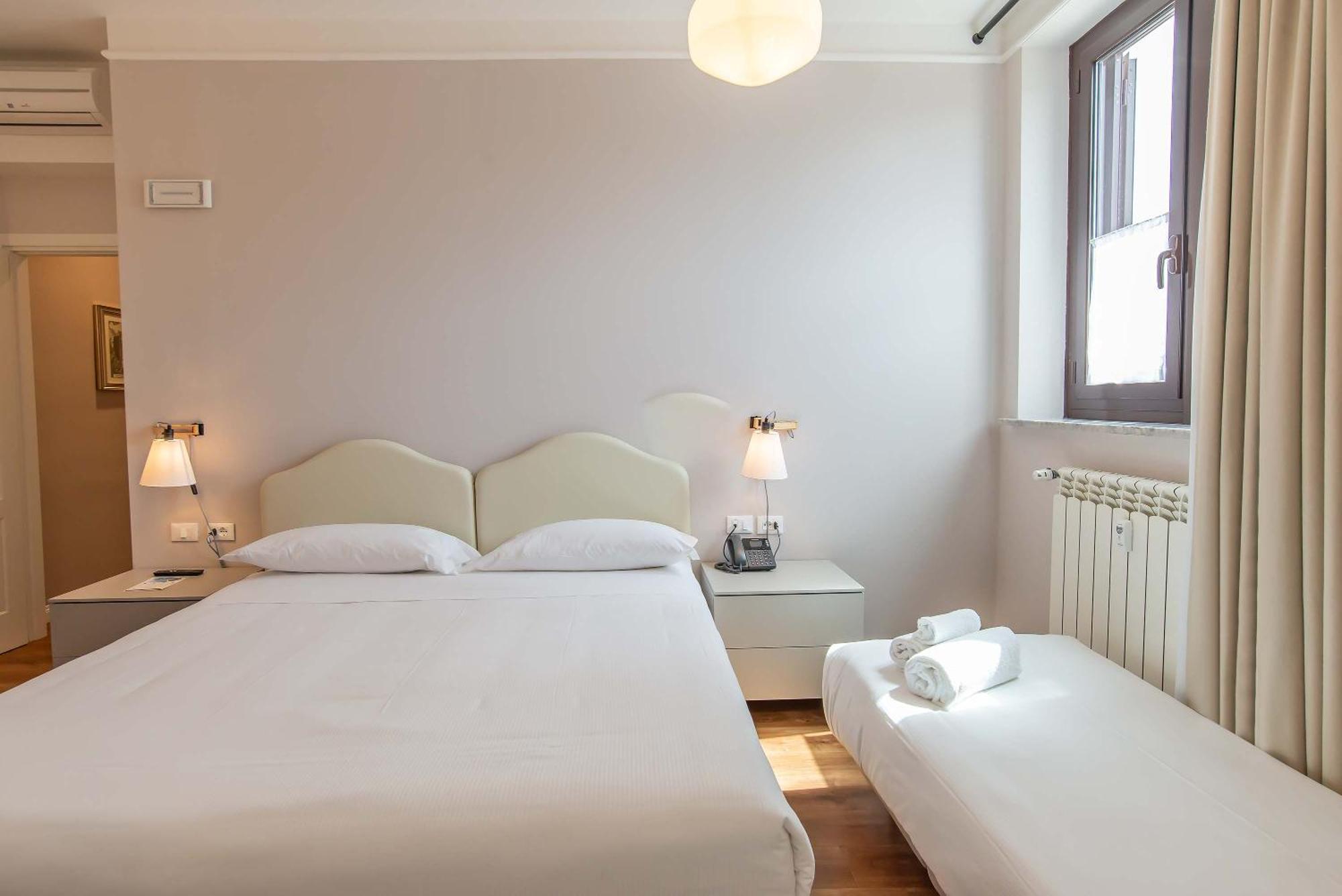 רומא Hotel Delle Civette מראה חיצוני תמונה