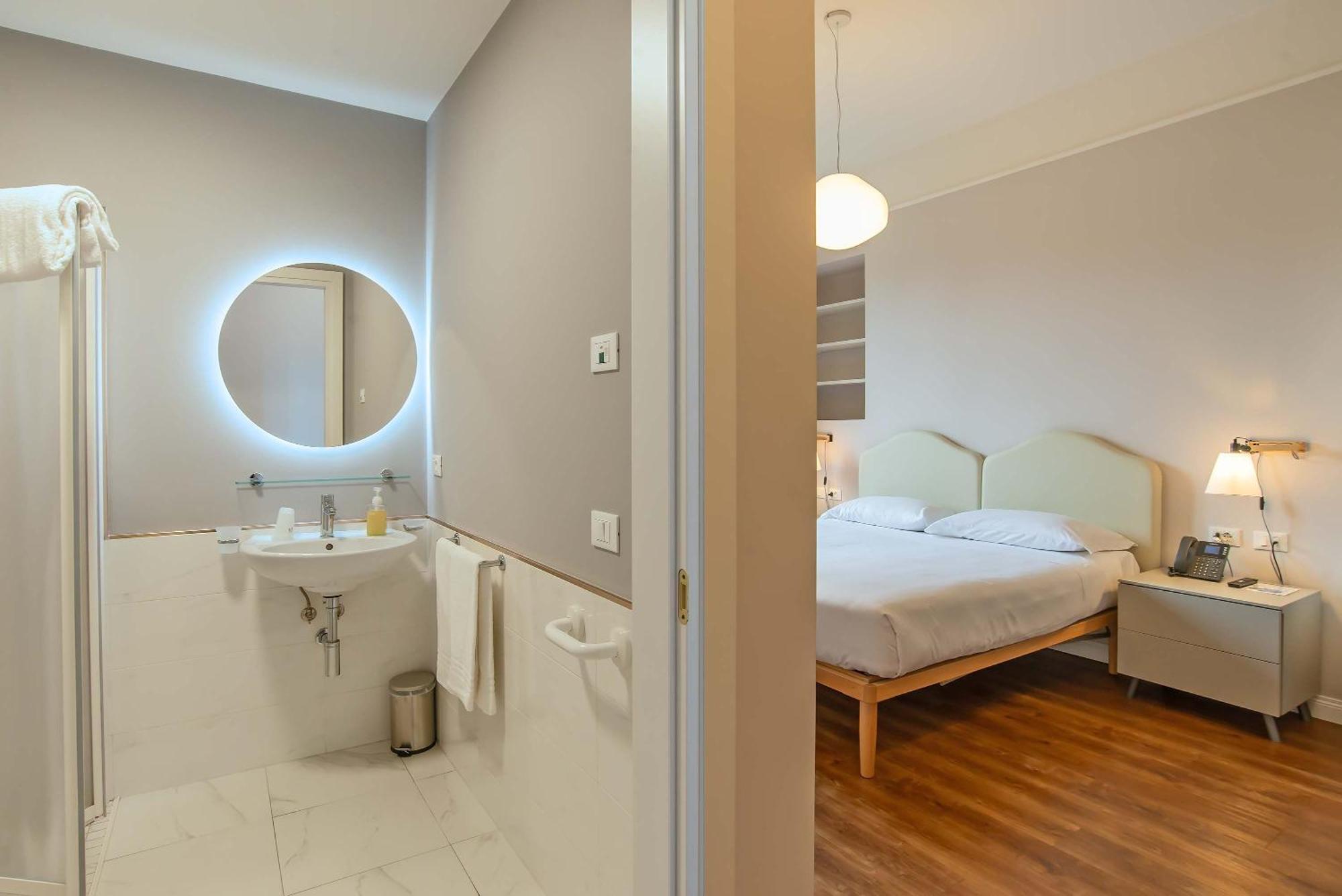 רומא Hotel Delle Civette מראה חיצוני תמונה