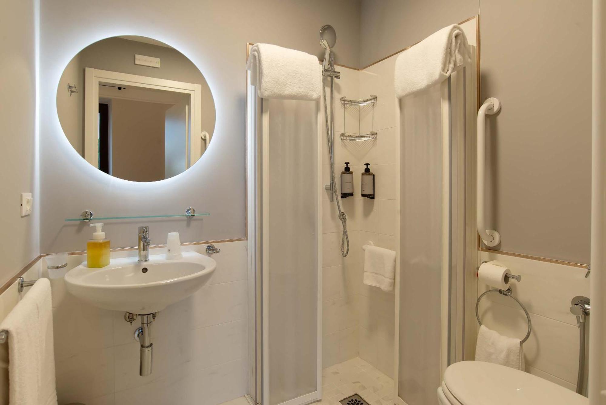 רומא Hotel Delle Civette מראה חיצוני תמונה